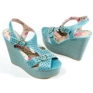 Vintage BETSEY JOHNSON teal blue leather open-toe wedges shoes size 8.5 Calico